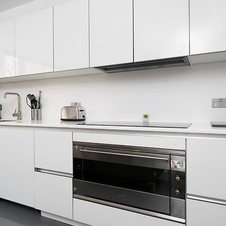 En-Suite Room In Zone 1 伦敦 外观 照片